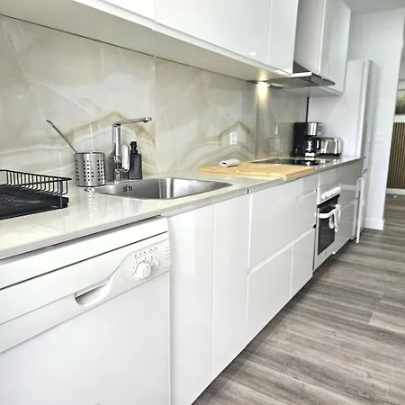 Lovely In Nueva Andalucia Pass The Keys Apartment Marbella